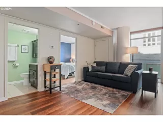 Photo #4: 22536958 Listing 