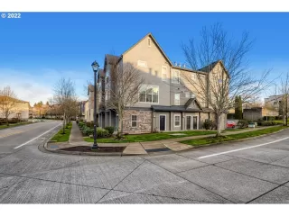 Photo #2: 22536969 Listing