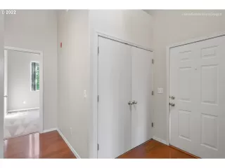 Photo #2: 22537033 Listing