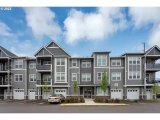 Photo #1: 22537037 Listing