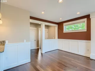 Photo #6: 22537621 Listing