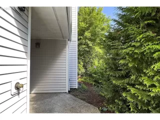 Photo #3: 22537723 Listing