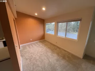 Photo #4: 22538818 Listing