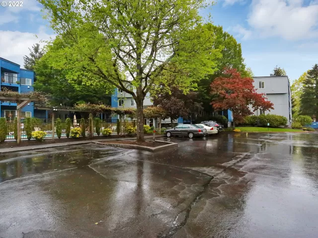 MLS: 22539509 Condo For Sale