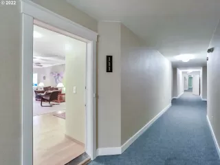 Photo #3: 22539509 Listing