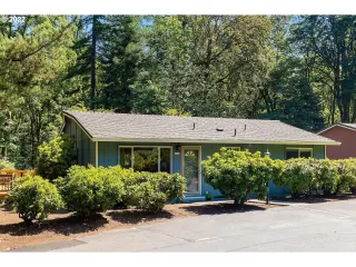 Photo #6: 22541069 Listing