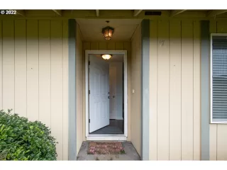 Photo #3: 22542059 Listing