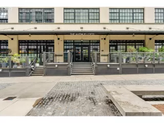 Photo #2: 22542193 Listing 