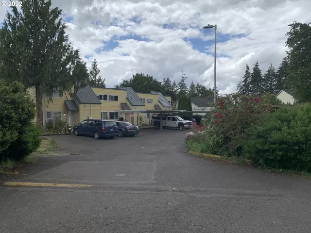 MLS: 22542753 Condo For Sale