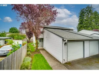 Photo #2: 22543292 Listing