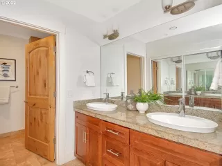 Photo #1: 22543397 Listing