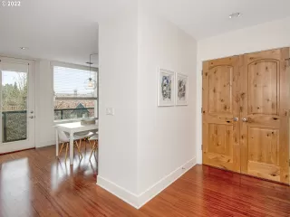 Photo #3: 22543397 Listing