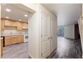 Photo #5: 22544370 Listing 