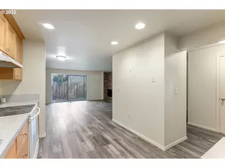 Photo #6: 22544370 Listing 