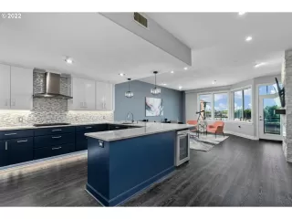 Photo #2: 22544656 Listing 