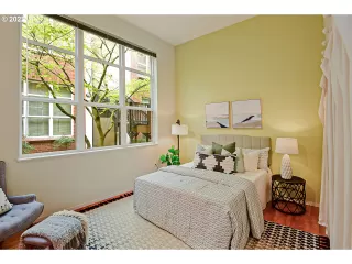 Photo #6: 22546332 Listing