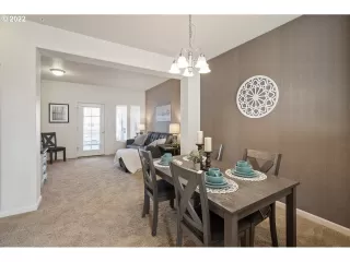 Photo #5: 22547272 Listing 