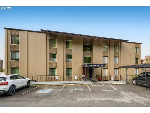 MLS: 22547404 Condo For Sale