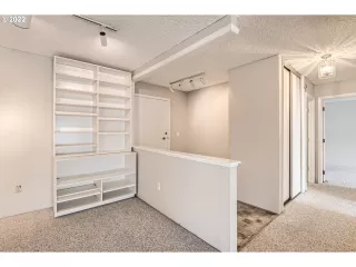 Photo #3: 22547404 Listing 