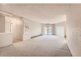 Photo #4: 22547404 Listing 