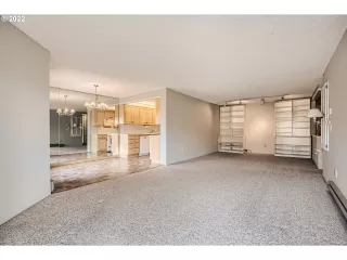 Photo #5: 22547404 Listing 