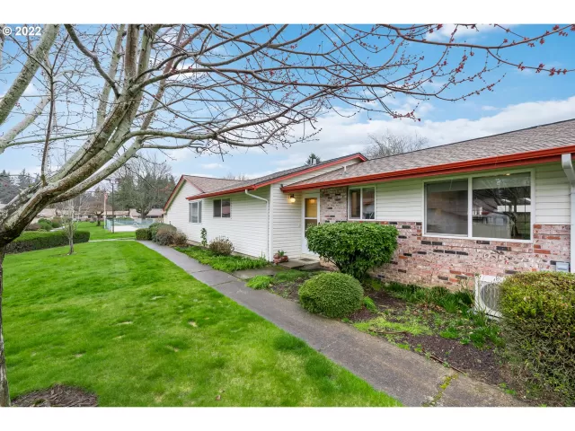 MLS: 22547654 Condo For Sale