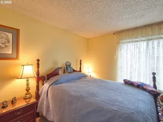 Photo #4: 22549089 Listing