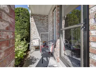 Photo #3: 22549205 Listing