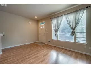 Photo #2: 22550197 Listing