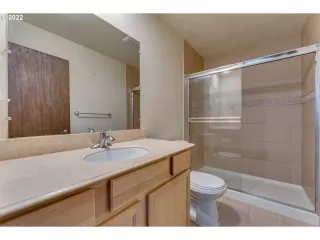 Photo #3: 22550482 Listing