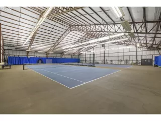 Photo #5: 22550498 Listing