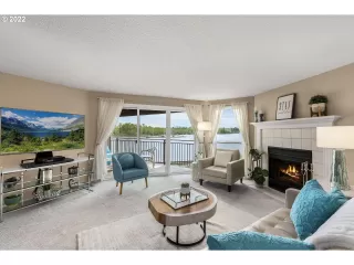 Photo #2: 22550954 Listing