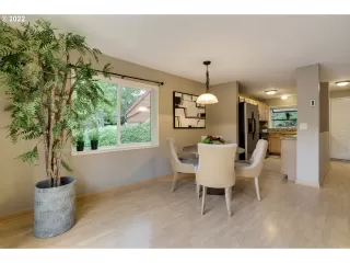 Photo #5: 22551299 Listing 