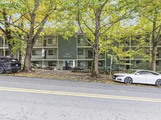 Photo #1: 22551929 Listing