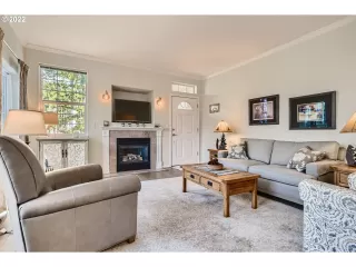 Photo #3: 22555047 Listing