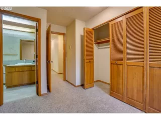 Photo #4: 22555403 Listing 