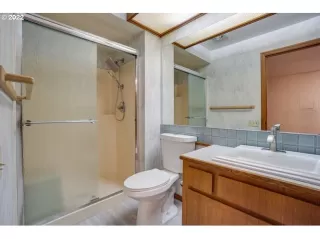 Photo #5: 22555403 Listing 