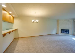 Photo #6: 22555403 Listing 