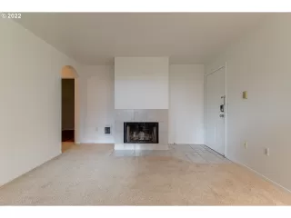 Photo #2: 22556253 Listing