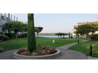 Photo #3: 22556397 Listing