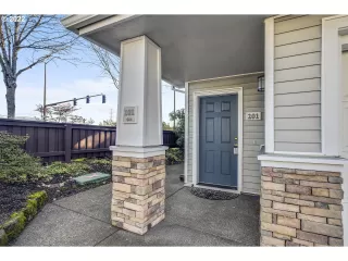 Photo #4: 22556526 Listing 
