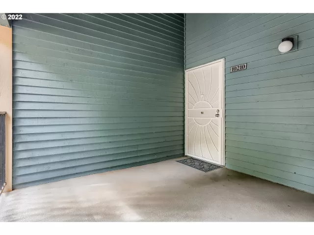 MLS: 22556870 Condo For Sale