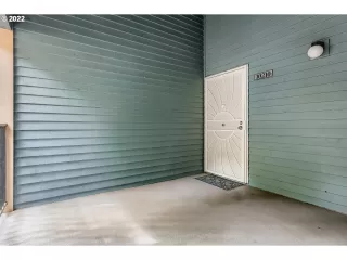 Photo #2: 22556870 Listing