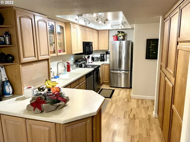 MLS: 22556977 Condo For Sale