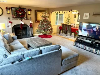 Photo #4: 22556977 Listing 