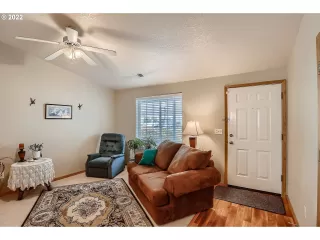 Photo #3: 22557659 Listing