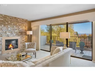 Photo #5: 22557930 Listing