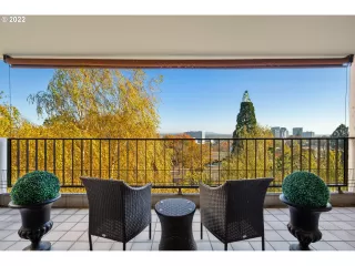 Photo #6: 22557930 Listing