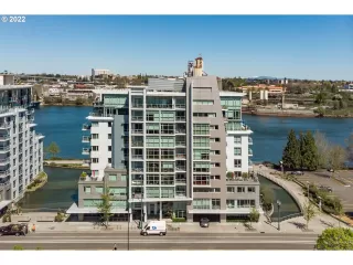 Photo #3: 22558183 Listing