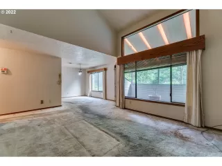 Photo #5: 22558330 Listing